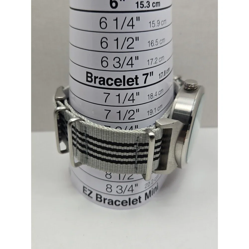 Hamptons Green 45mm Stainless Steel Quartz Date 10ATM Field Watch New Battery